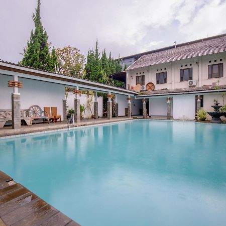 Takashimaya Hotel & Convention Lembang Luaran gambar